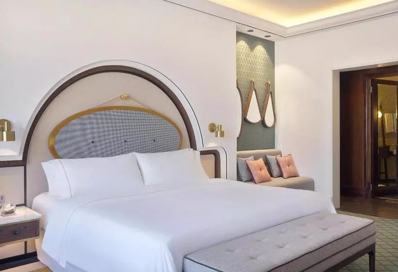 Club Room King Bed, The Westin Dubai Mina Seyahi Beach Resort And Waterpark