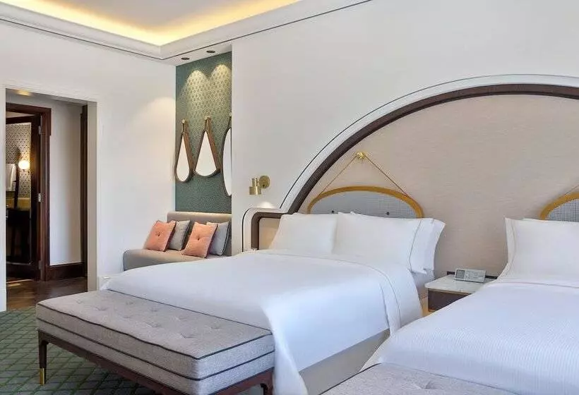 اتاق لوکس با چشم‌انداز دریا, The Westin Dubai Mina Seyahi Beach Resort And Waterpark