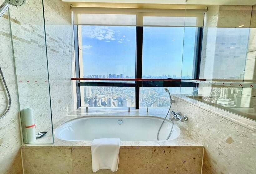 이그제큐티브 룸, Swissotel Foshan, Guangdong