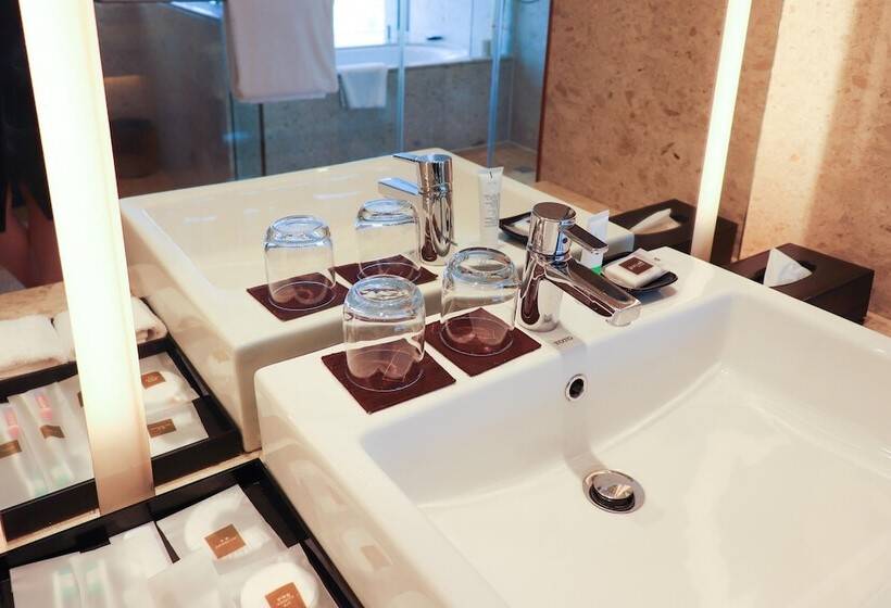 이그제큐티브 룸, Swissotel Foshan, Guangdong