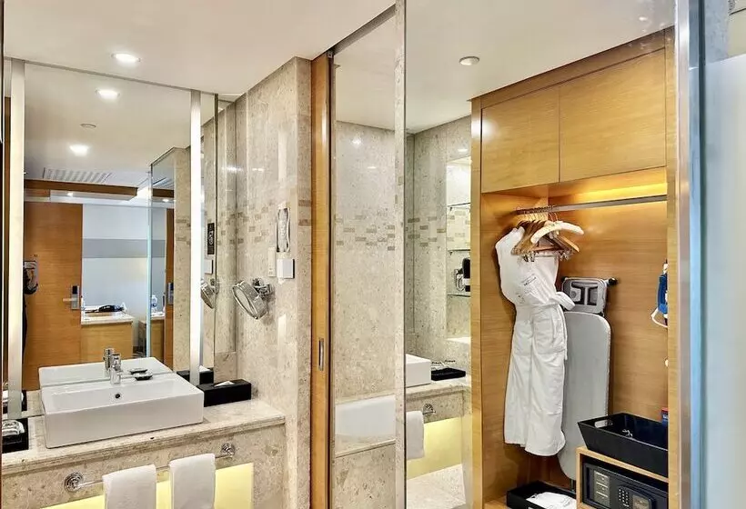 エクゼクティブルーム, Swissotel Foshan, Guangdong