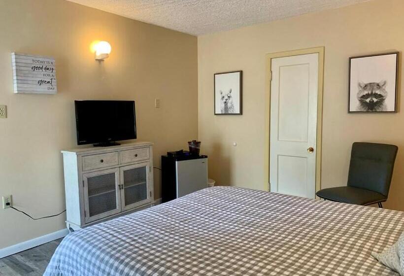 חדר דלוקס, Green Acre Motel