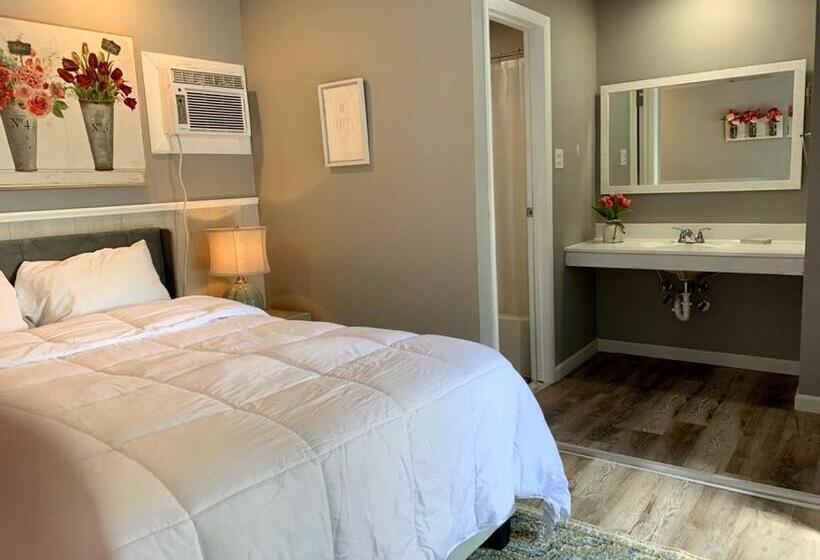 חדר דלוקס, Green Acre Motel