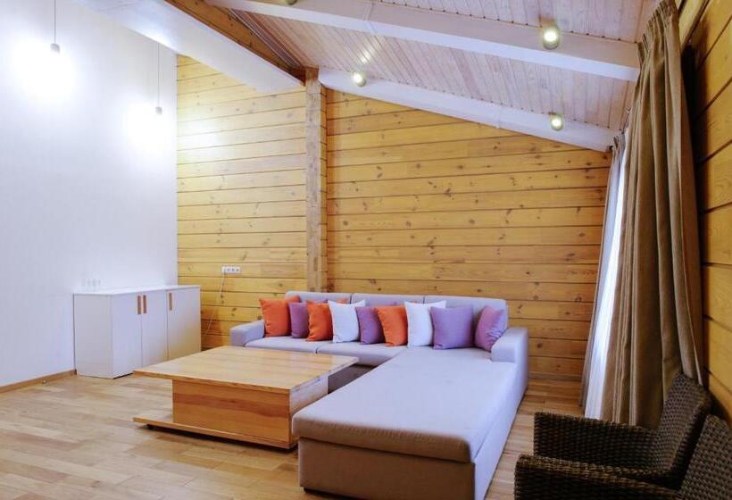 Апартаменты 2 Спальни, трипільське сонце