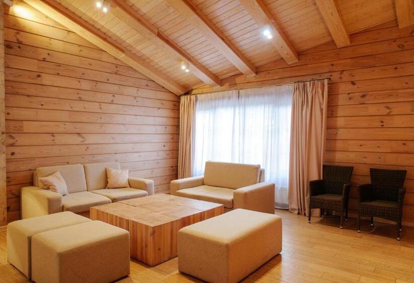 Апартаменты 2 Спальни, трипільське сонце