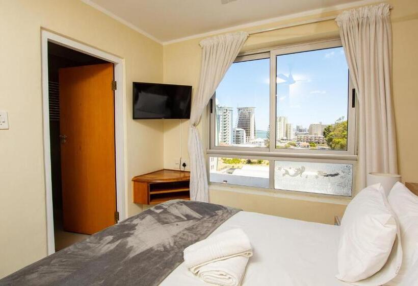 غرفة إقتصادية عائلية, False Bay Inn