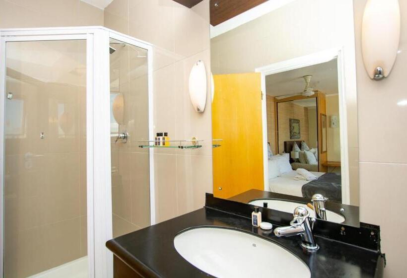 Семейный Номер Economy, False Bay Inn