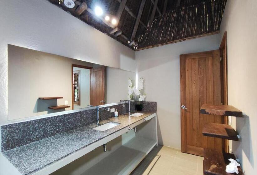 Bungalow Estándar, Isabella Tayrona