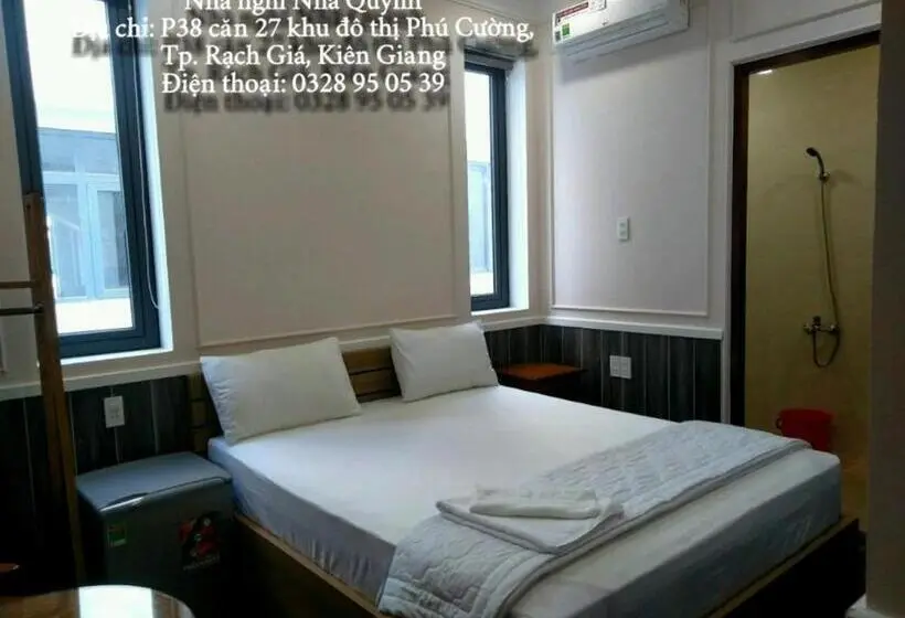 اتاق لوکس با تخت بزرگ, Nhã Quỳnh