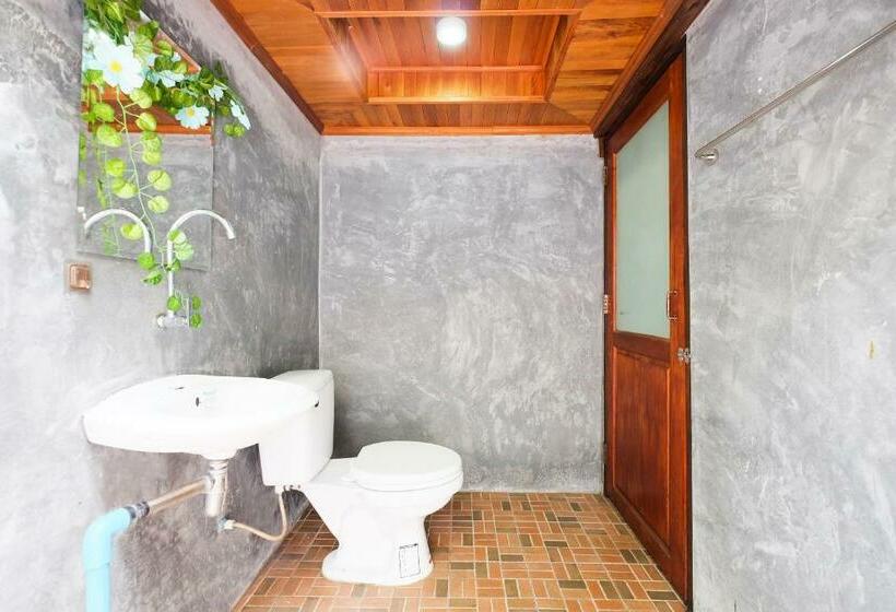 디럭스 룸, Oyo 604 Ruen Mai Horm Resort