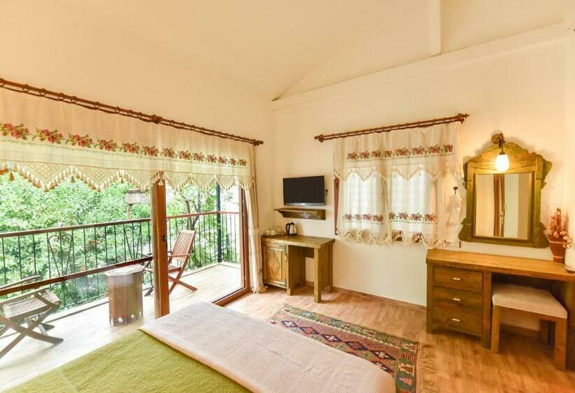 غرفة قياسية, Pyramid Boutique