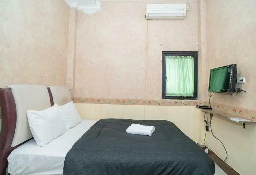 デラックスルーム, Transit Nusa Indah Redpartner