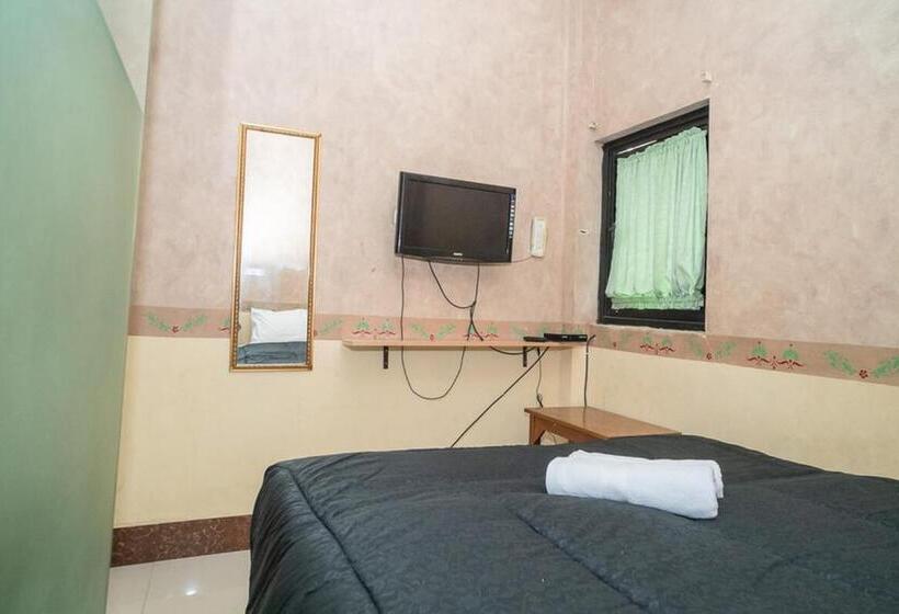 标准间, Transit Nusa Indah Redpartner