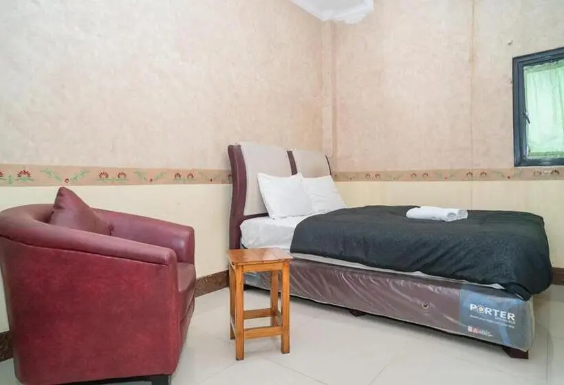 デラックスルーム, Transit Nusa Indah Redpartner