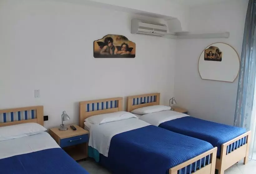 اتاق استاندارد سه نفره, B&b Brezza Marina & Ristorante Shoreline