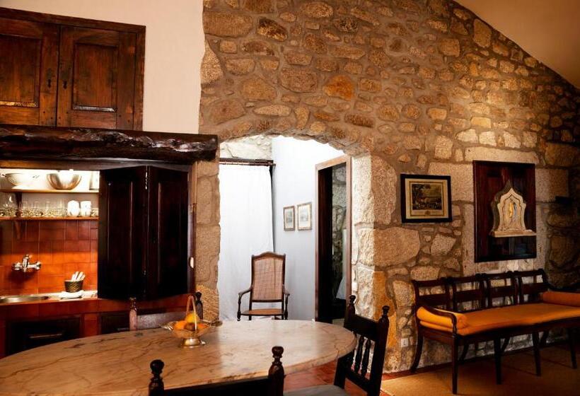 آپارتمان 2 خوابه, Casa Do Ameal