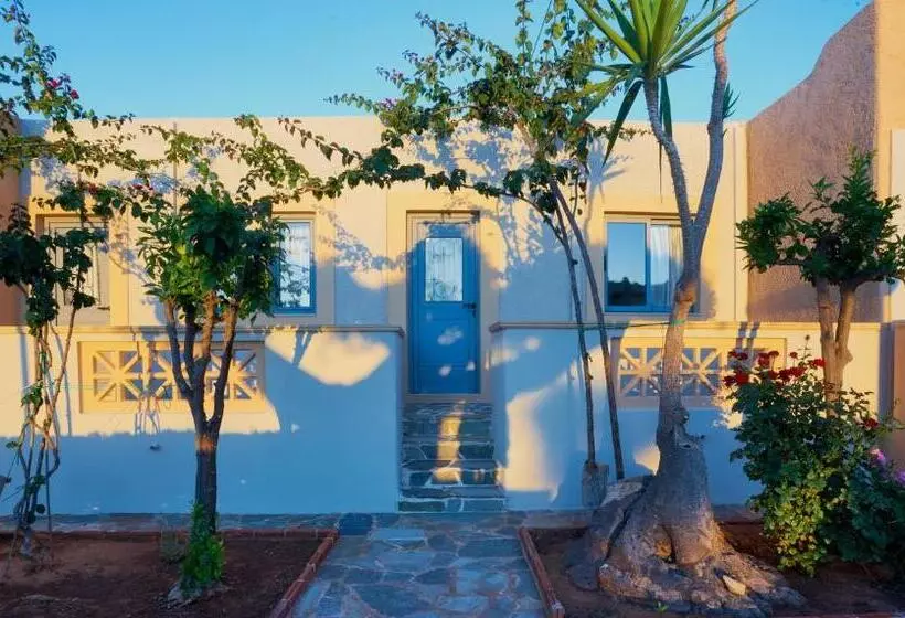 استودیوی استاندارد, Golden Bay Hotel Apartments