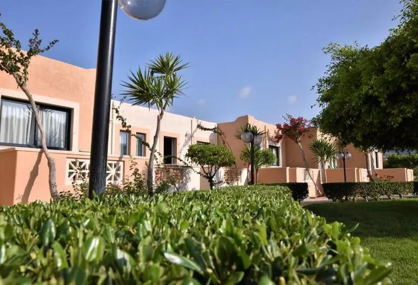 استودیوی استاندارد, Golden Bay Hotel Apartments