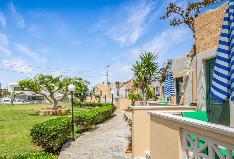 スタンダードスタジオ, Golden Bay Hotel Apartments