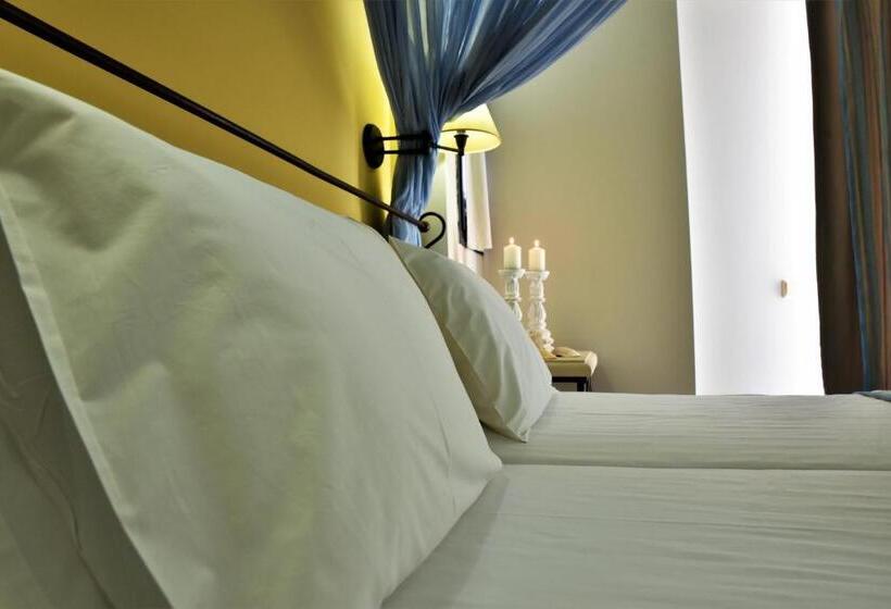 高级工作室, Golden Bay Hotel Apartments