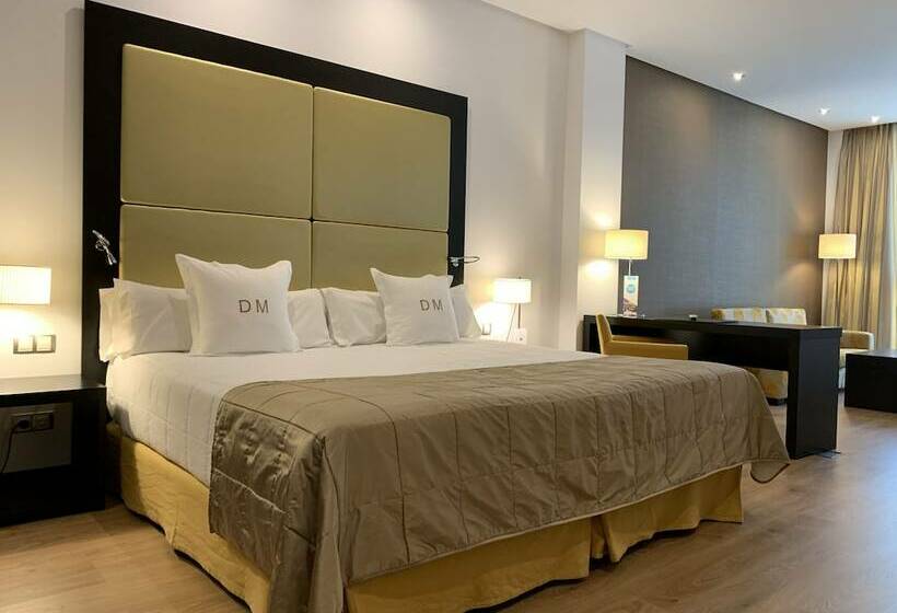 جناح جونيور, Gran Hotel Don Manuel