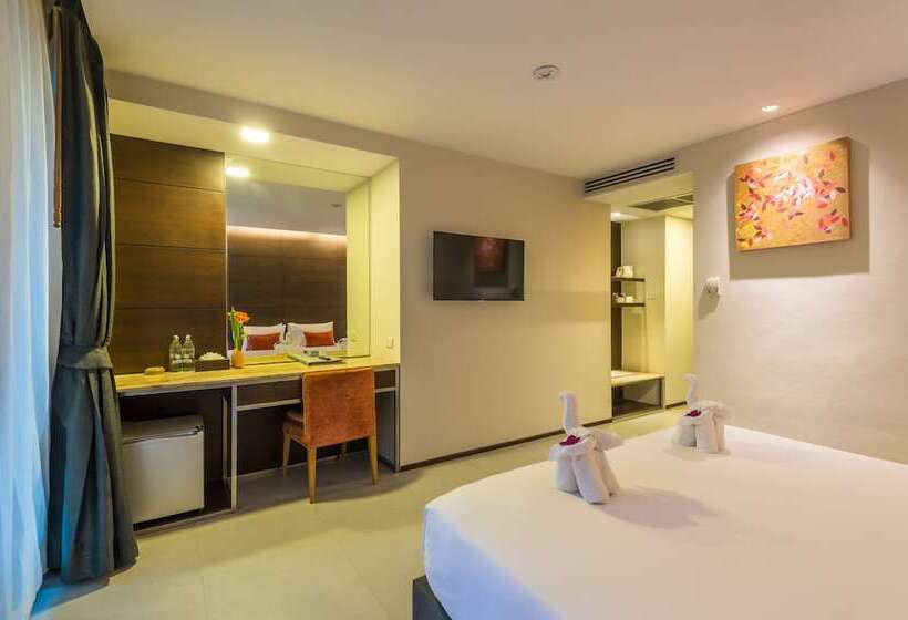 Quarto Superior, Aree Tara Ao Nang Krabi