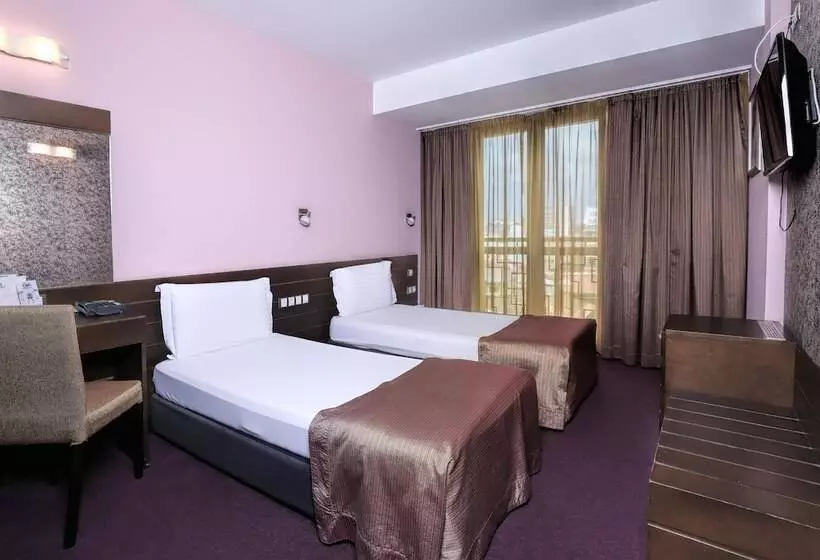 اتاق استاندارد, Budapest