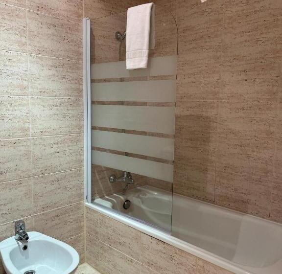 اتاق استاندارد, Fleming Center