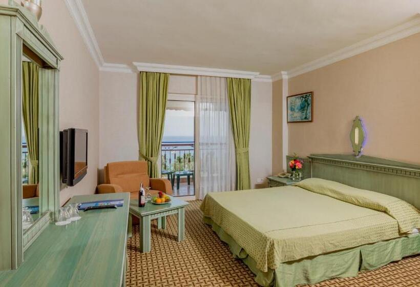 Номер Стандарт Вид на Море, Holiday Park Resort