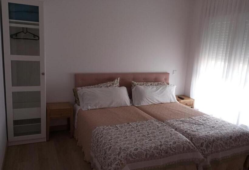 غرفة قياسية رباعية, Hospedaje Magallanes