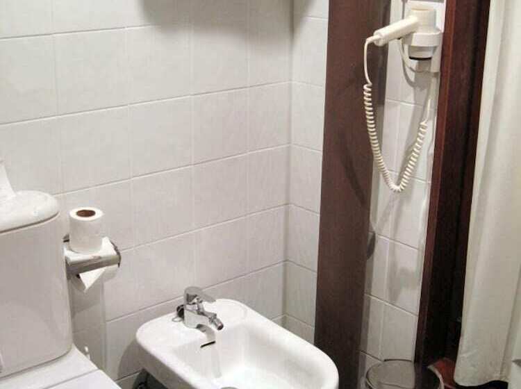 スタンダードルーム, La Plaza I