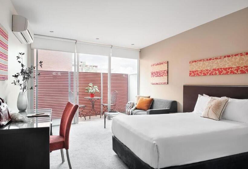 إستوديو قياسى, Punthill Williamstown