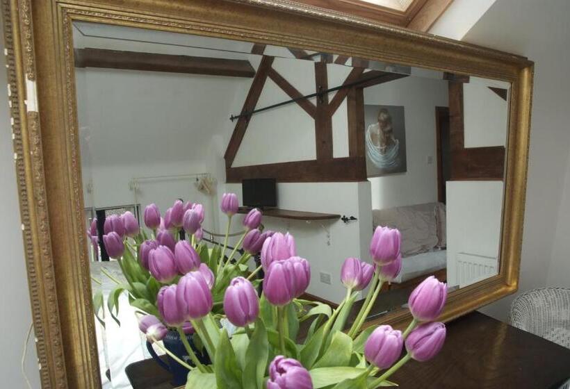 キングサイズベッドのデラックスルーム, White Horse Inn