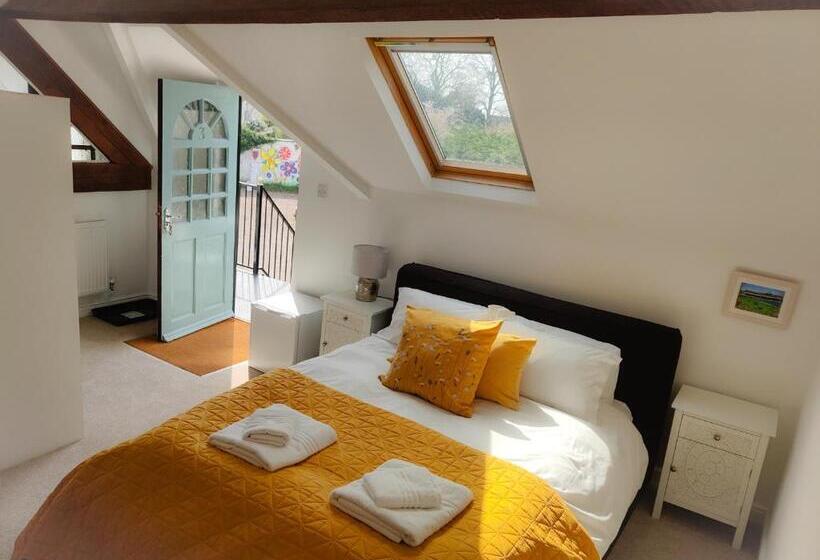 キングサイズベッドのスーペリアルーム, White Horse Inn