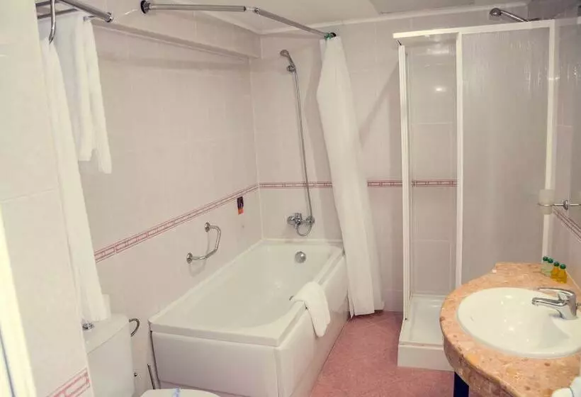 اتاق سوپریور با بالکن, Zdravets Spa