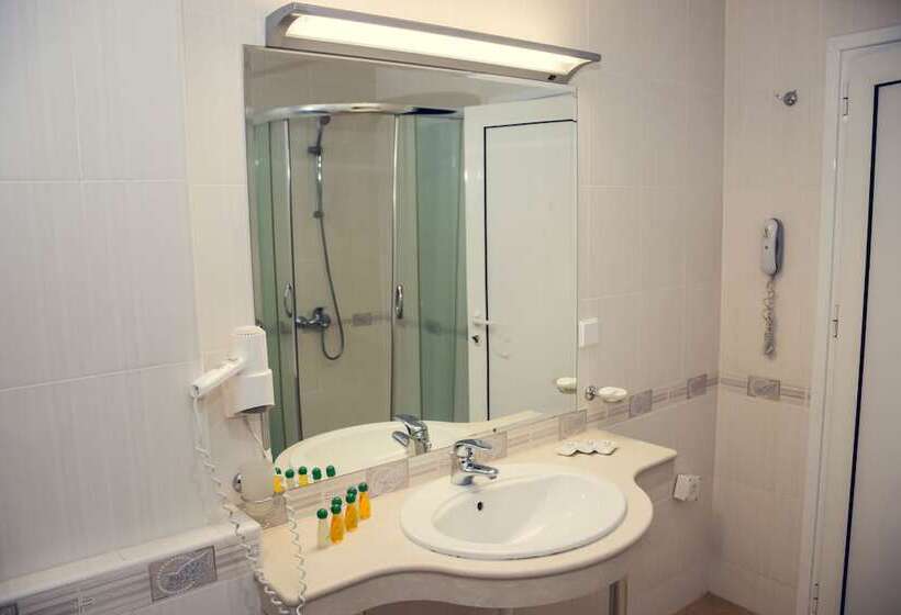 Номер Superior с Балконом, Zdravets Spa