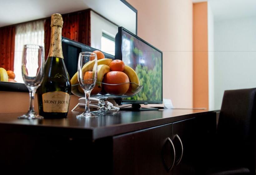 Номер Superior с Балконом, Zdravets Spa