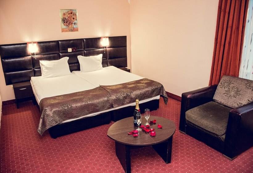 Номер Superior с Балконом, Zdravets Spa