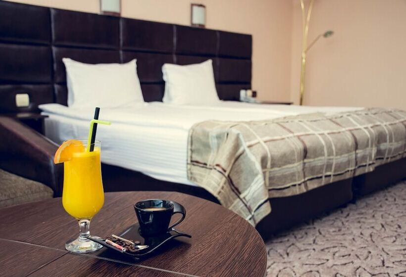 Номер Superior с Балконом, Zdravets Spa