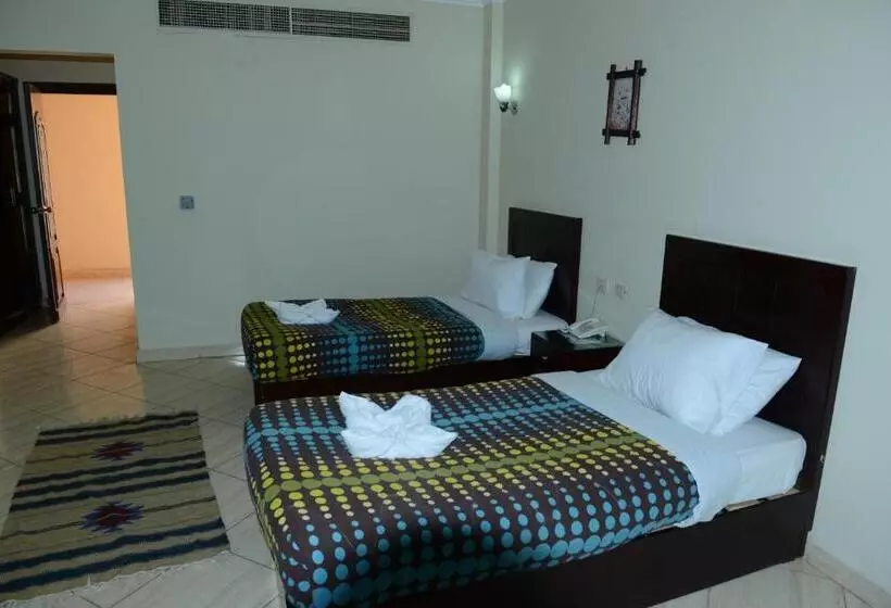 اتاق استاندارد سه نفره, La Sirena Hotel & Resort Families Only