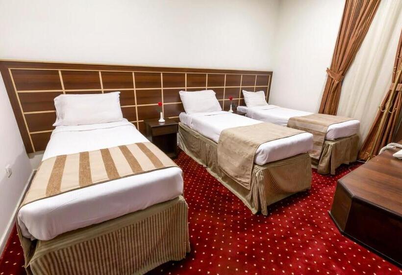 Трехместный Номер Deluxe, Yasmin Al Majd