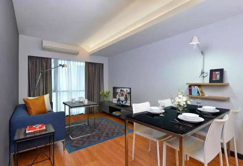آپارتمان لوکس 2 خوابه, Citadines Sukhumvit 11 Bangkok