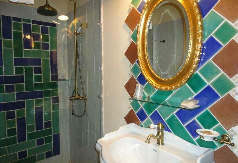 Четырехместный Номер Стандарт, Villa Vittoria