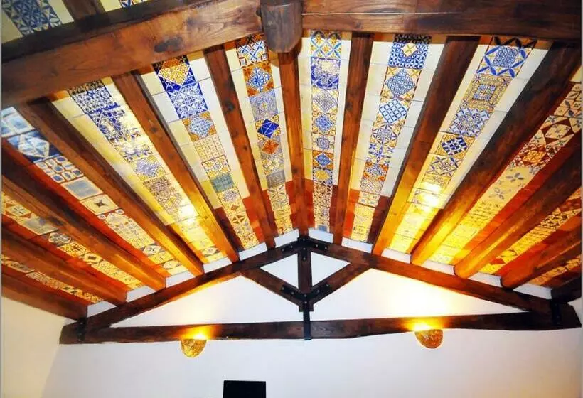 سوئیت کلاسیک, Villa Vittoria
