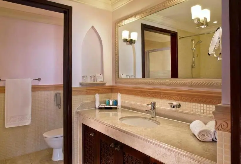 2 Bedroom Suite City View, Arjaan By Rotana Dubai Media City