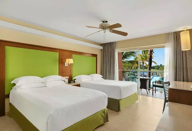 اتاق خانوادگی, Barcelo Bavaro Palace All Inclusive