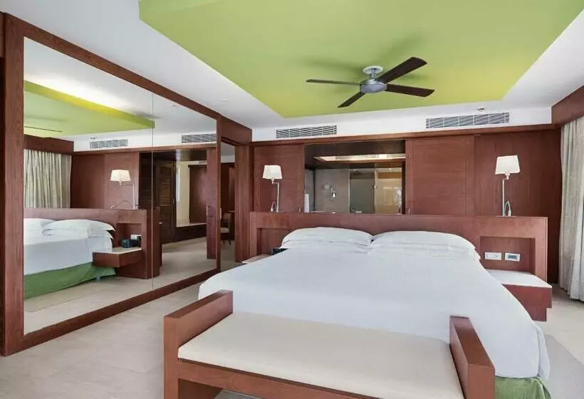 سوئیت پریمیوم با چشم‌انداز دریا, Barcelo Bavaro Palace All Inclusive