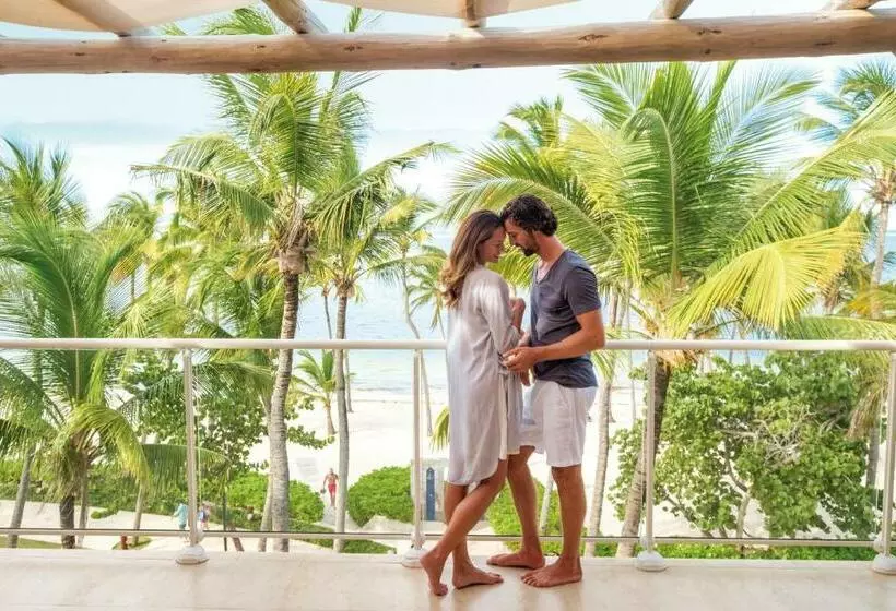 سوئیت پریمیوم با چشم‌انداز دریا, Barcelo Bavaro Palace All Inclusive