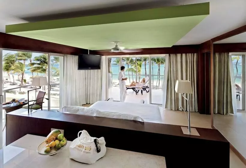 سوئیت پریمیوم با چشم‌انداز دریا, Barcelo Bavaro Palace All Inclusive