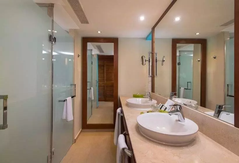 اتاق خانوادگی, Barcelo Bavaro Palace All Inclusive